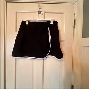 Wild Fable ButterBliss Black Skort with White Trim – Size XL